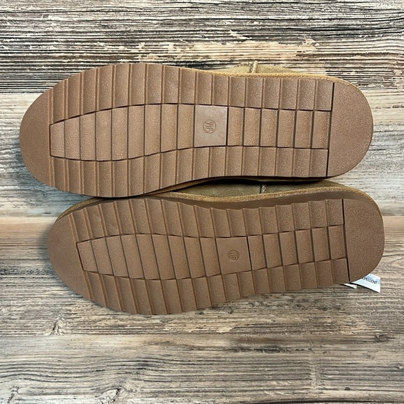 Cushionaire Hilo Genuine Suede Low Boot Slip-On in Tan New - Picture 5 of 9